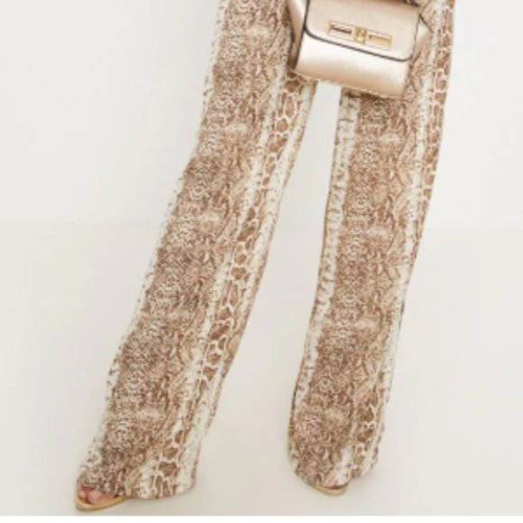 NWT - BROWN SNAKE PRINT WIDE LEG PANTS - Picture 3 of 10